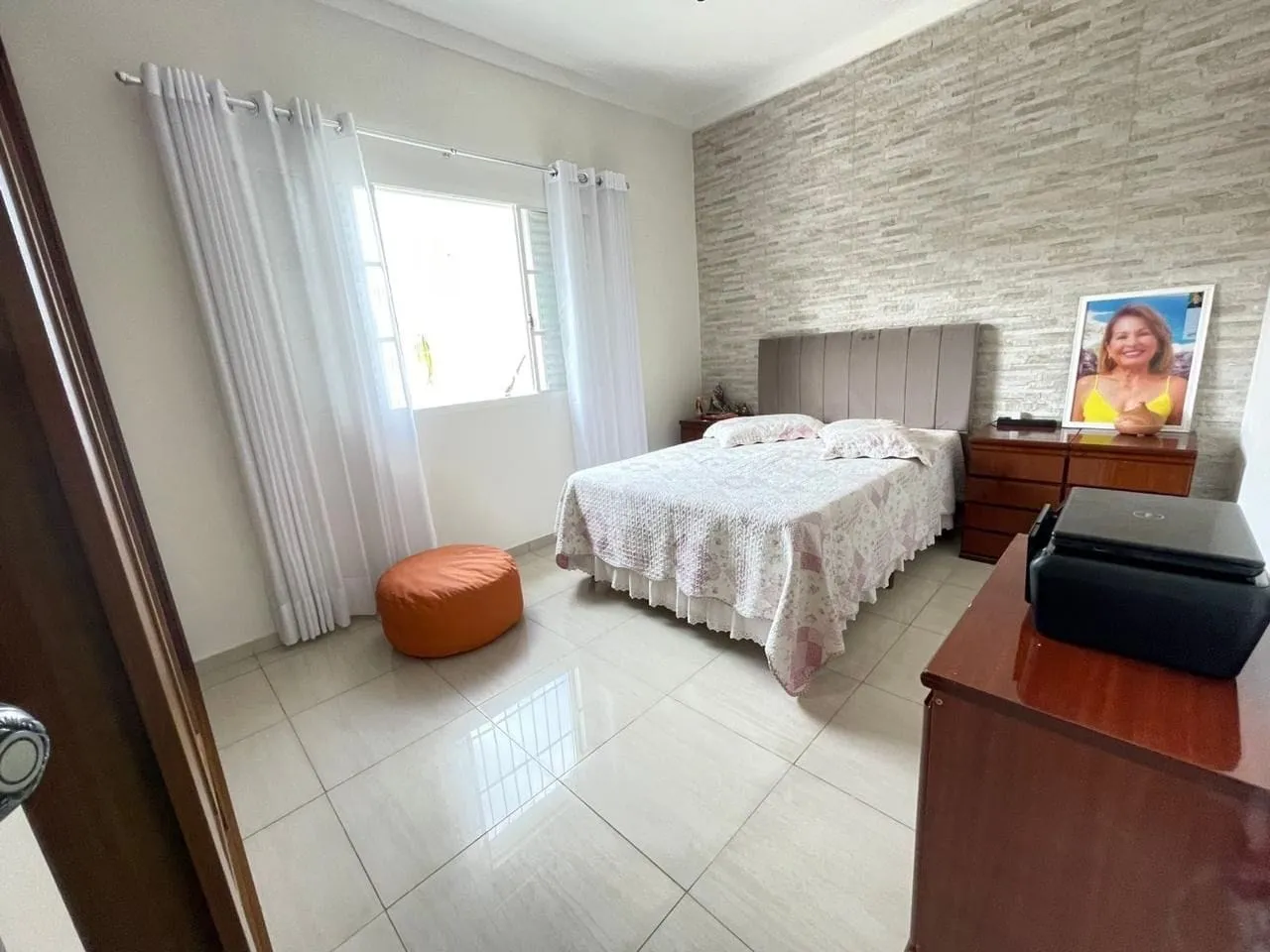 Casa, 3 quartos, 230 m² - Foto 3