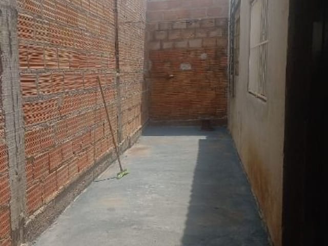 Foto do Casa - Casa com 3 dormitórios para alugar, 98 m² por R$ 810,75/mês - Lourdes - Uberaba/MG | ZUCATO IMOBILIARIA LTDA