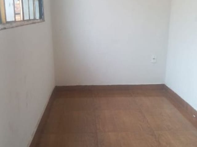 Foto do Casa - Casa com 3 dormitórios para alugar, 98 m² por R$ 810,75/mês - Lourdes - Uberaba/MG | ZUCATO IMOBILIARIA LTDA