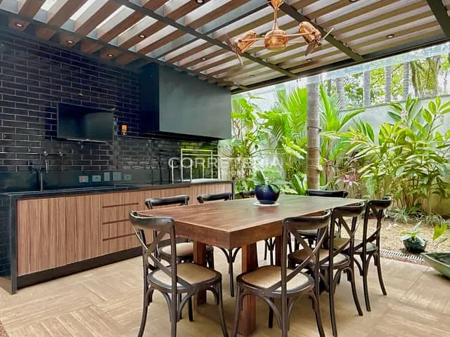 Casa 5 quartos e 6 banheiros, à venda, no bairro Jardim Cordeiro em São Paulo