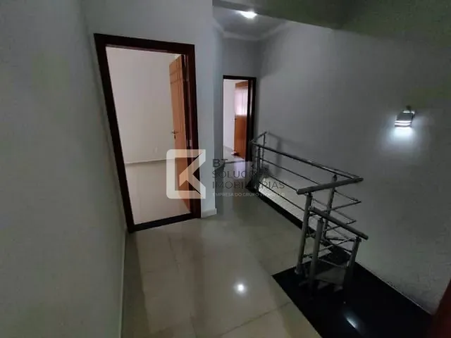 Casa com 191m² 3 quartos e 4 banheiros, à venda ou para alugar, no bairro Jardim Panorama em Indaiatuba