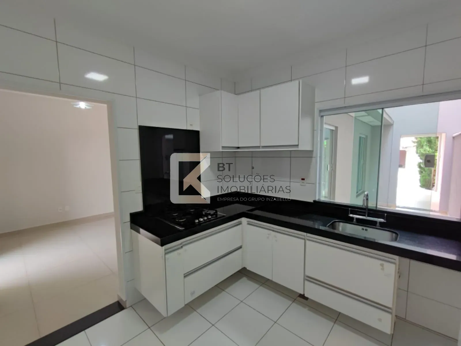 Casa, 3 quartos, 175 m² - Foto 1
