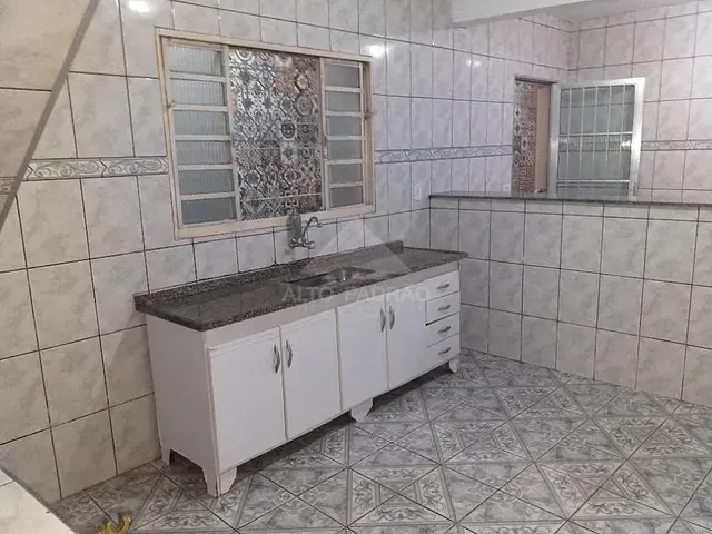 Casa com 133m² 1 quarto e 1 banheiro, à venda, no bairro Jardim Columbia em Mauá