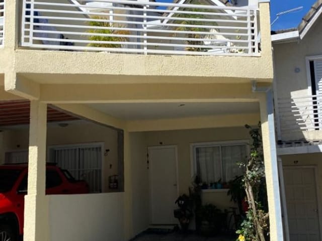 Casa com 108m² 2 quartos e 2 banheiros, à venda, no bairro Outeiro de Passárgada em Cotia