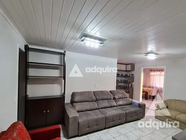 Casa com 288m² 4 quartos e 3 banheiros, à venda, no bairro Contorno em Ponta Grossa