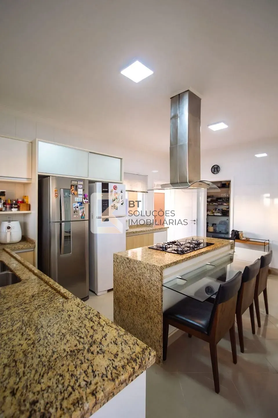 Casa, 3 quartos, 381 m² - Foto 8