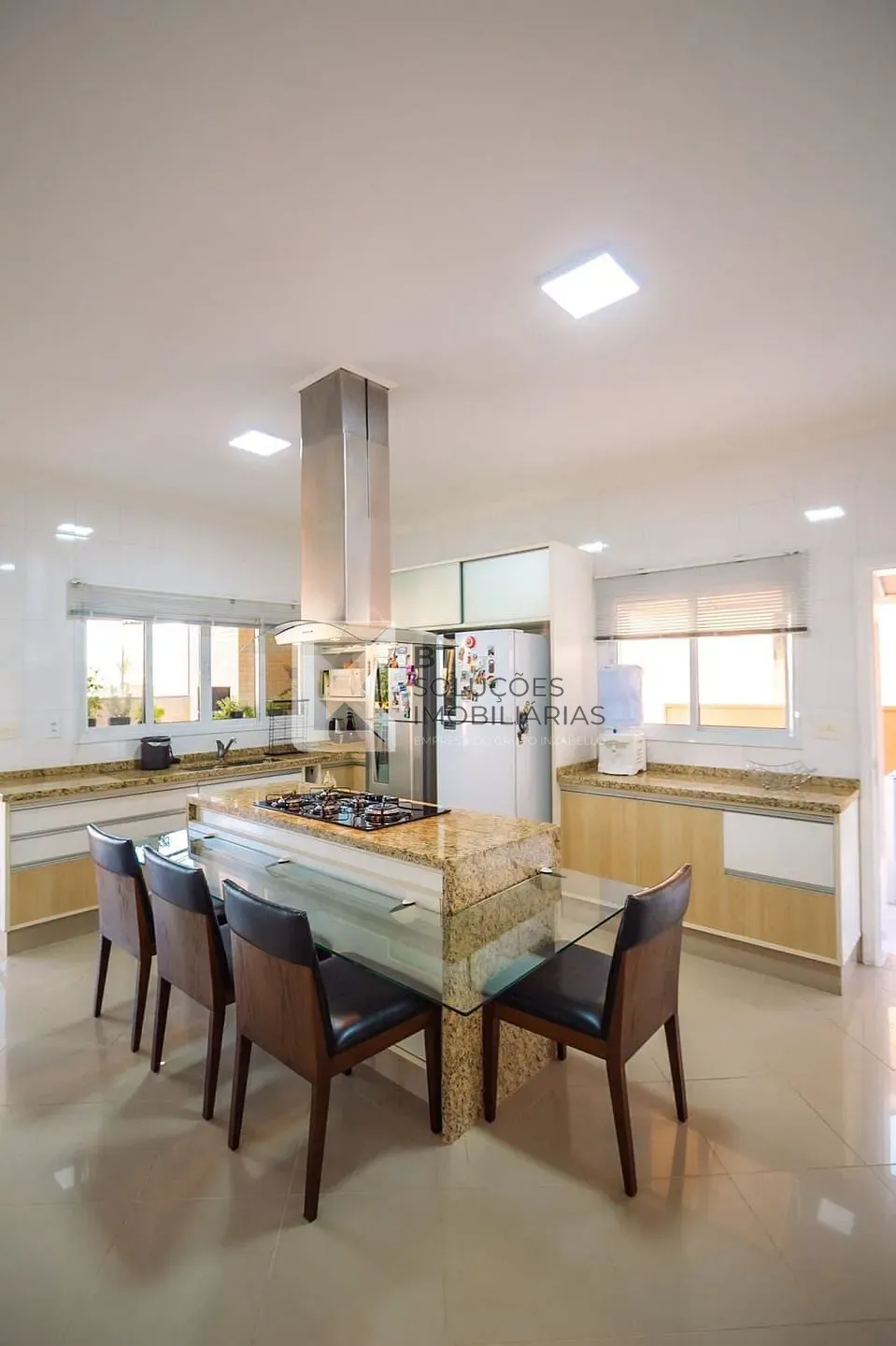 Casa, 3 quartos, 381 m² - Foto 9