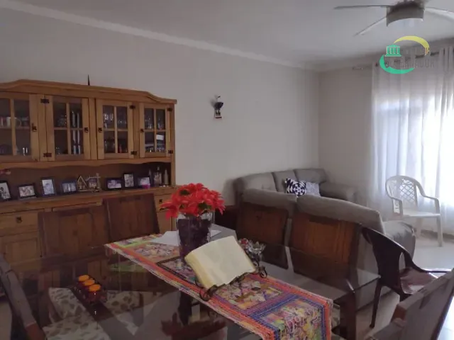 Casa com 290m² 3 quartos e 3 banheiros, à venda, no bairro Jardim Chapadão em Campinas
