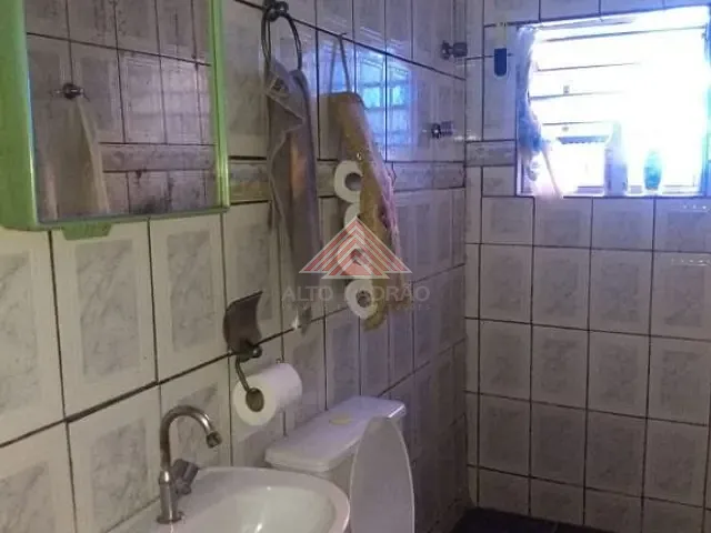 Casa com 248m² 6 quartos e 4 banheiros, à venda, no bairro Jardim Zaira em Mauá
