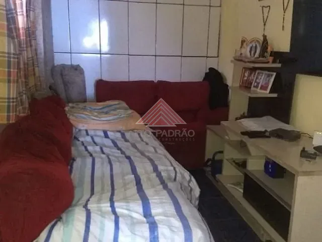 Casa com 248m² 6 quartos e 4 banheiros, à venda, no bairro Jardim Zaira em Mauá
