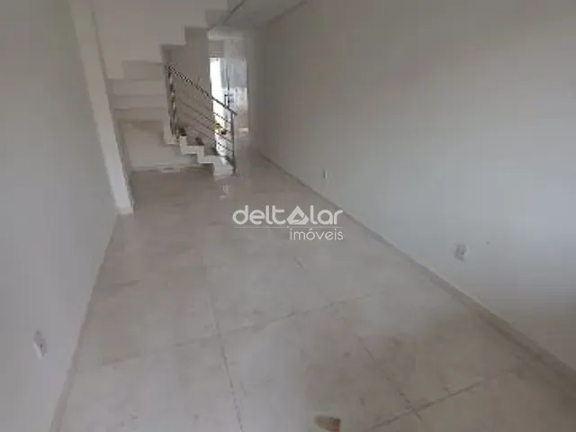 Casa com 80m² 2 quartos e 3 banheiros, à venda, no bairro Lagoinha Leblon (Venda Nova) em Belo Horizonte