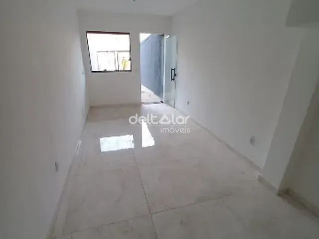 Casa com 80m² 2 quartos e 3 banheiros, à venda, no bairro Lagoinha Leblon (Venda Nova) em Belo Horizonte