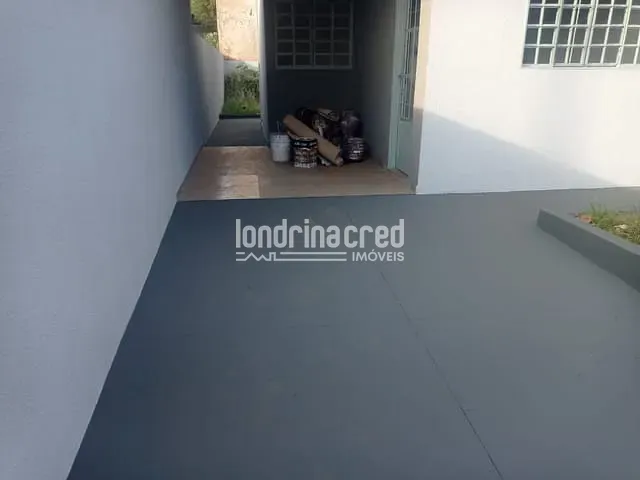 Casa com 200m² 2 quartos e 1 banheiro, à venda, no bairro Jardim Nova Esperança em Londrina