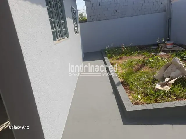 Casa com 200m² 2 quartos e 1 banheiro, à venda, no bairro Jardim Nova Esperança em Londrina