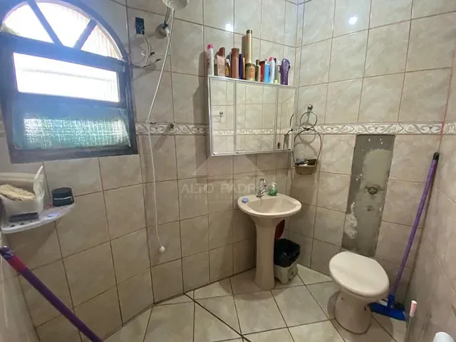 Casa com 451m² 7 quartos e 6 banheiros, à venda, no bairro Vila Dirce em Mauá
