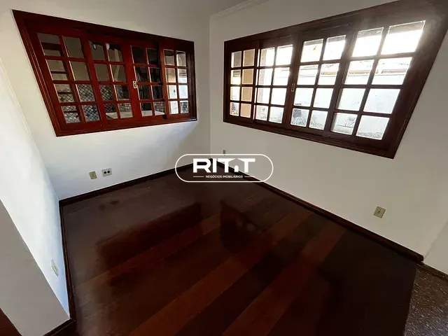 Casa com 649m² 5 quartos e 6 banheiros, à venda, no bairro Parque da Hípica em Campinas