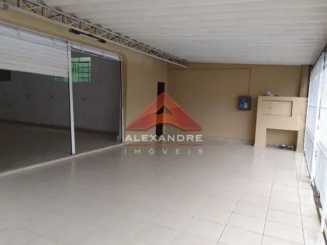 Casa com 250m² 3 quartos e 4 banheiros, à venda, no bairro Jardim da Granja em São José dos Campos
