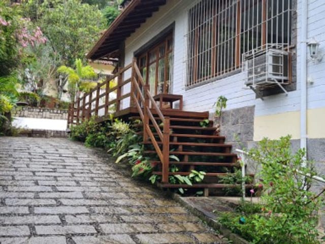 Casa à venda, no bairro Posse em Petrópolis