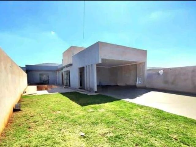 Foto do Casa - Casa à venda 3 Quartos, 2 Suites, 5 Vagas, 384M², Jardim Interlagos, Arapongas - PR | Londrina Cred Imóveis