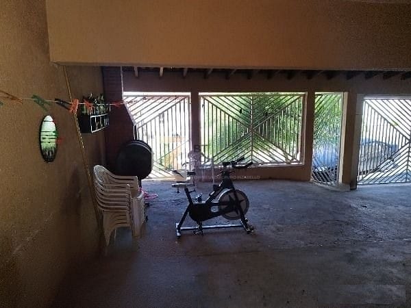 Casa, 3 quartos, 180 m² - Foto 1