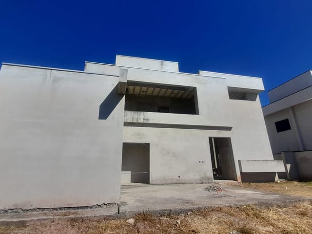 Casa com 600m² 4 quartos e 5 banheiros, à venda, no bairro Urbanova em São José dos Campos