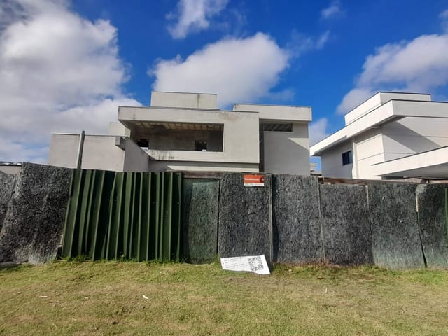 Casa com 600m² 4 quartos e 5 banheiros, à venda, no bairro Urbanova em São José dos Campos