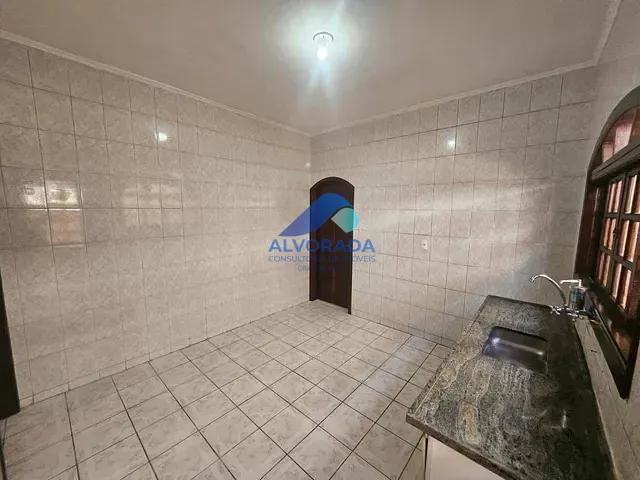 Casa 2 quartos e 1 banheiro, à venda, no bairro Bosque dos Eucaliptos em São José dos Campos