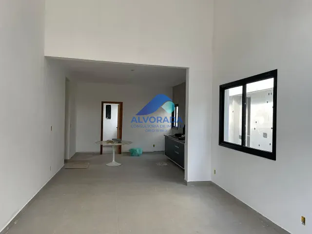 Casa com 360m² 3 quartos e 5 banheiros, para alugar, no bairro Urbanova em São José dos Campos