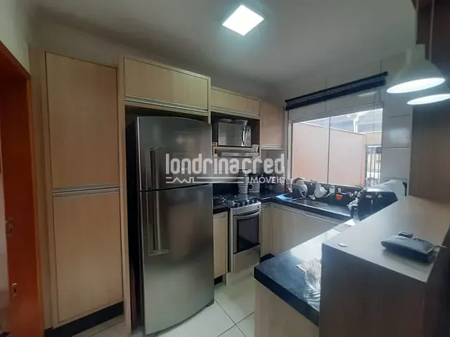 Casa com 125m² 2 quartos e 2 banheiros, à venda, no bairro Residencial Vila Romana em Londrina
