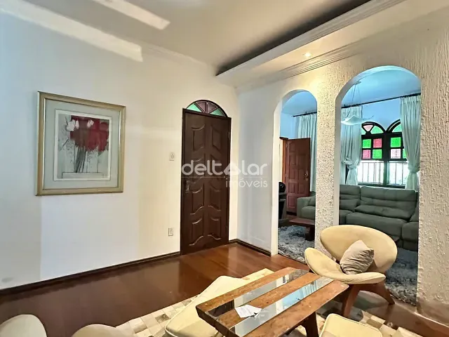 Casa com 130m² 2 quartos e 1 banheiro, para alugar, no bairro Jardim Guanabara em Belo Horizonte