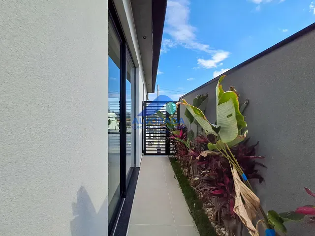 Casa 4 quartos e 6 banheiros, à venda, no bairro Condomínio Residencial Alphaville I em São José dos Campos