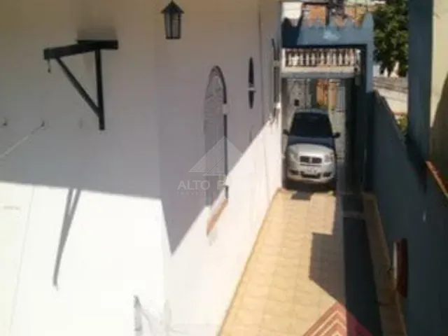 Casa 3 quartos e 1 banheiro, à venda, no bairro Vila Nossa Senhora das Vitórias em Mauá