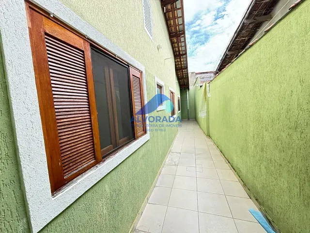 Casa 3 quartos e 2 banheiros, à venda, no bairro Jardim das Indústrias em São José dos Campos