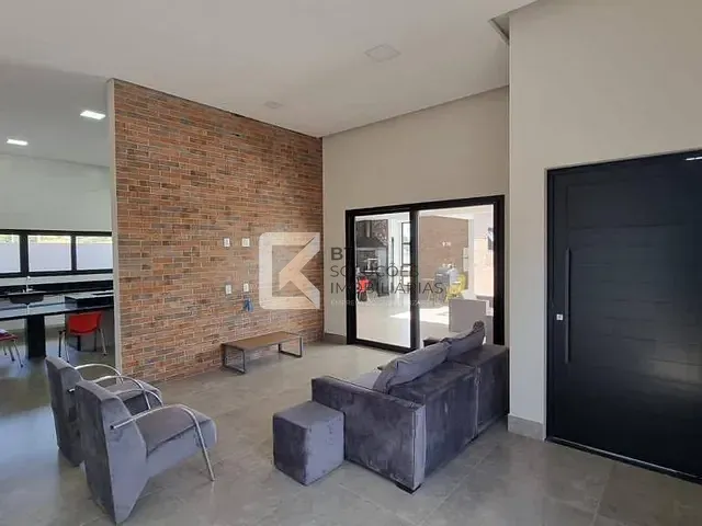 Casa com 700m² 3 quartos e 4 banheiros, à venda, no bairro Jardim Buru em Salto