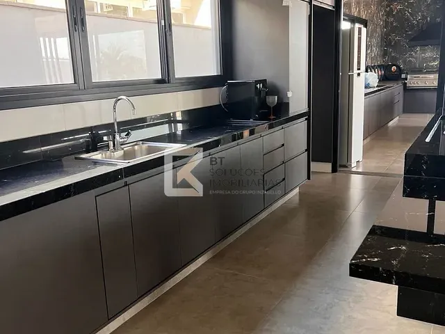 Casa com 700m² 3 quartos e 4 banheiros, à venda, no bairro Jardim Buru em Salto