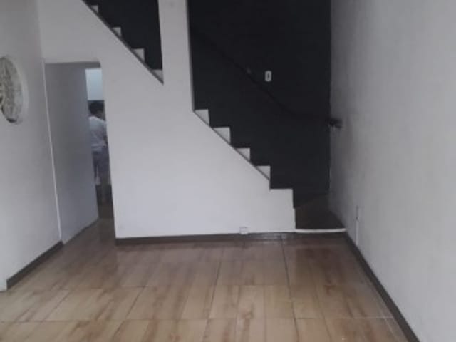 Casa 2 quartos e 2 banheiros, à venda, no bairro Cascatinha em Petrópolis