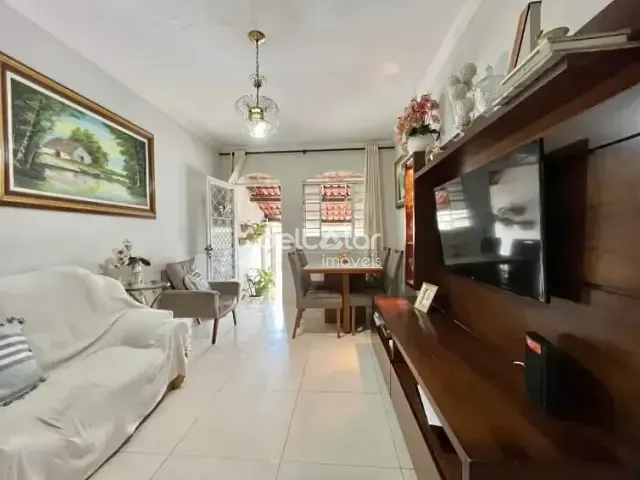 Casa com 81m² 2 quartos e 1 banheiro, à venda, no bairro Santa Amélia em Belo Horizonte