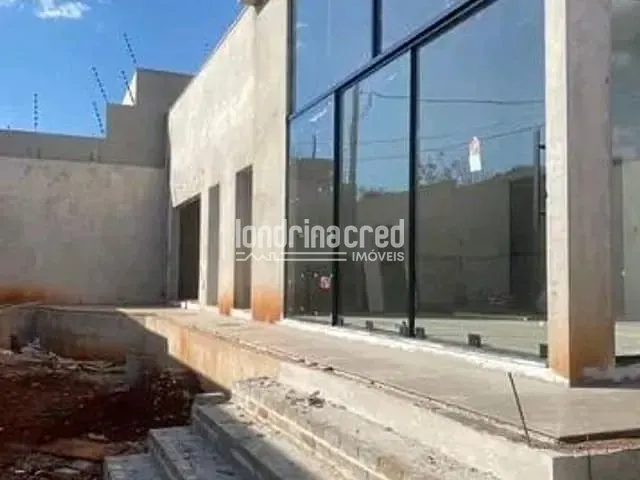Casa 3 quartos e 3 banheiros, à venda, no bairro Centro em Rolândia