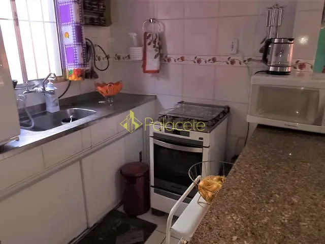 Casa com 270m² 2 quartos e 2 banheiros, à venda, no bairro Residencial Campos Maia em Pindamonhangaba