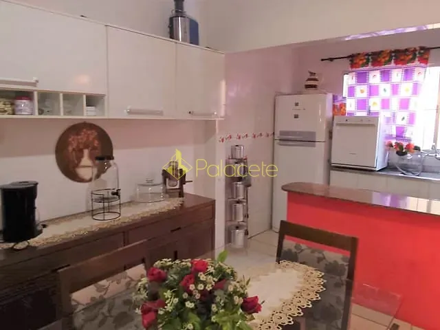 Casa com 270m² 2 quartos e 2 banheiros, à venda, no bairro Residencial Campos Maia em Pindamonhangaba