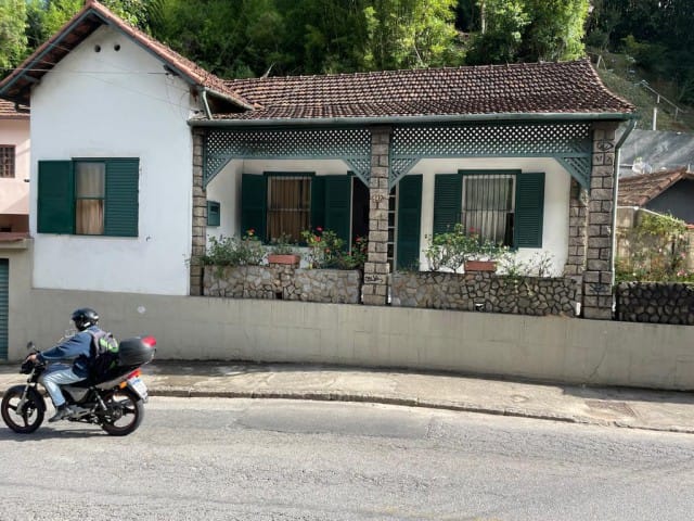 Casa para alugar, no bairro Valparaíso em Petrópolis