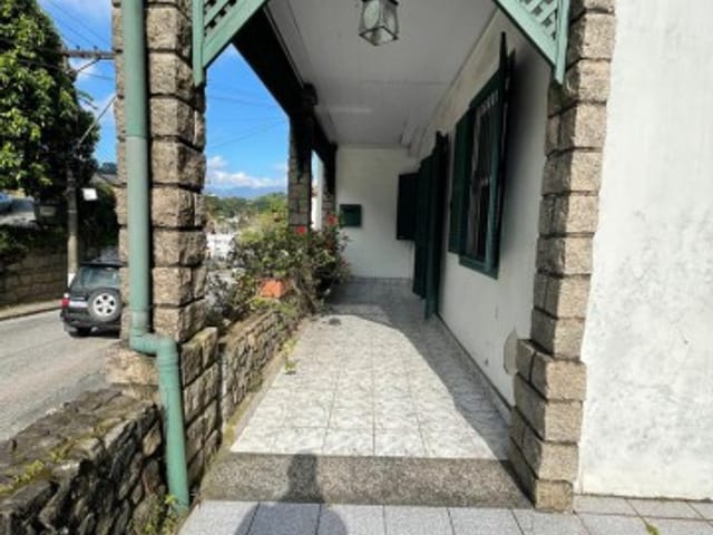 Casa para alugar, no bairro Valparaíso em Petrópolis