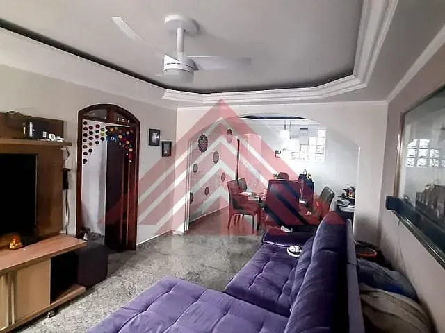 Casa com 890m² 3 quartos e 2 banheiros, à venda, no bairro Vila Guarani em Mauá