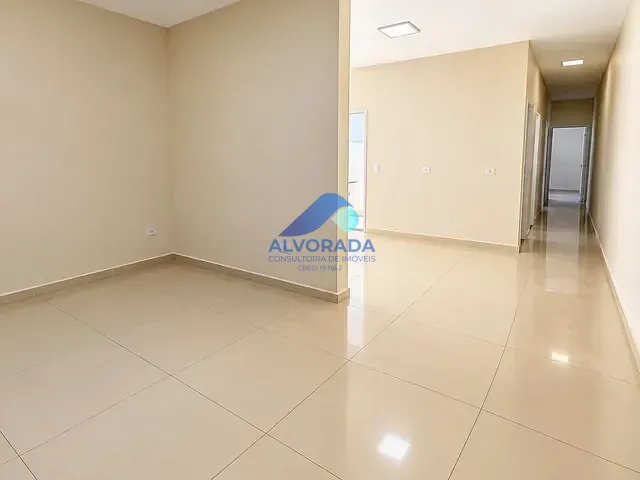 Casa 3 quartos e 1 banheiro, à venda, no bairro Bosque dos Eucaliptos em São José dos Campos