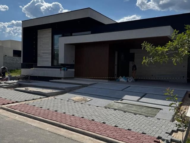 Casa com 450m² 4 quartos e 3 banheiros, à venda, no bairro Vivant Urbanova em São José dos Campos