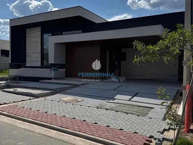 Casa com 450m² 4 quartos e 3 banheiros, à venda, no bairro Vivant Urbanova em São José dos Campos