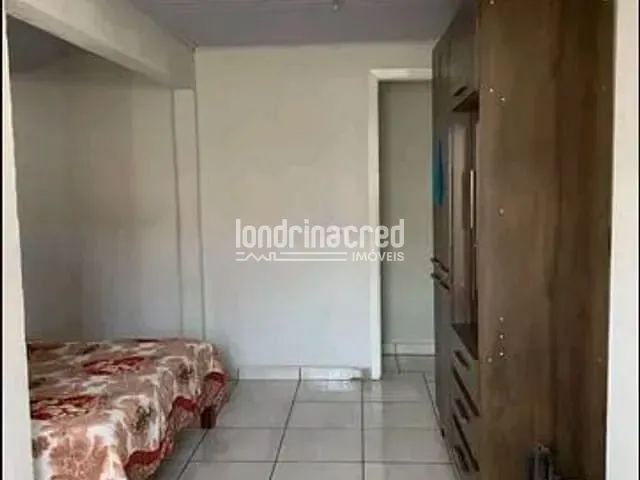 Casa com 205m² 3 quartos e 2 banheiros, à venda, no bairro João Paz em Londrina