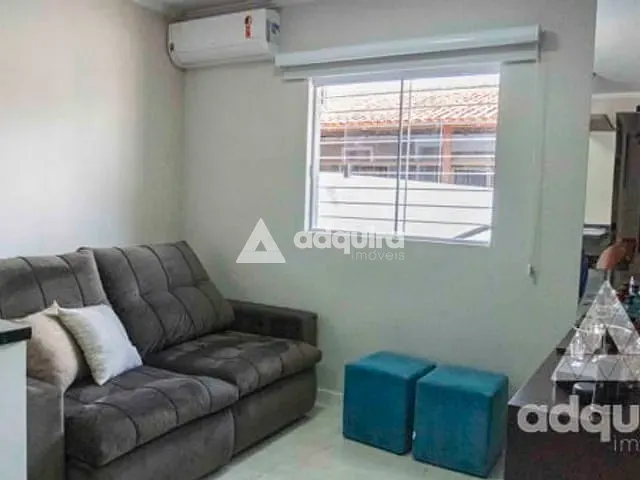 Sobrado com 80m² 1 quarto e 2 banheiros, à venda, no bairro Estrela em Ponta Grossa