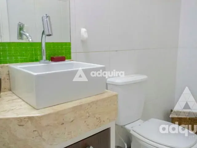Sobrado com 80m² 1 quarto e 2 banheiros, à venda, no bairro Estrela em Ponta Grossa