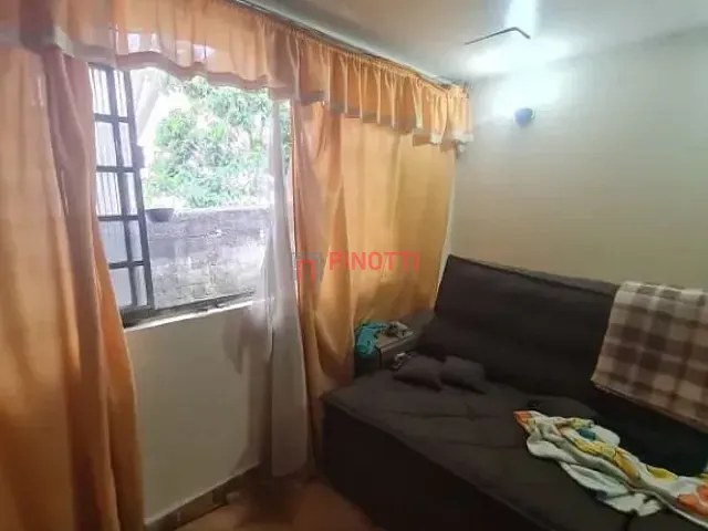 Casa 5 quartos e 2 banheiros, à venda, no bairro Ferrazópolis em São Bernardo do Campo